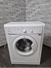 Стиральная машина Indesit IWUB 4105 Стиральная машина Indesit IWUB 4105